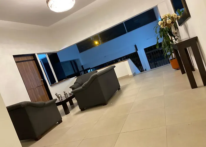 Jardines Conjunto Cerrado Apt De 2Alcobas Laurles Estadio